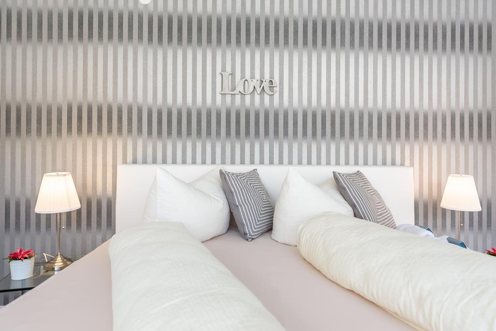 Deluxe Appartements Am Muenster Фрайбург Екстериор снимка